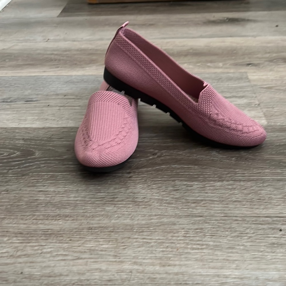 Pink mesh breathable flats